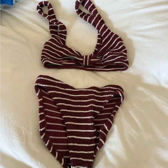 Hunza G Bonnie Bikini - Picture 2 of 5